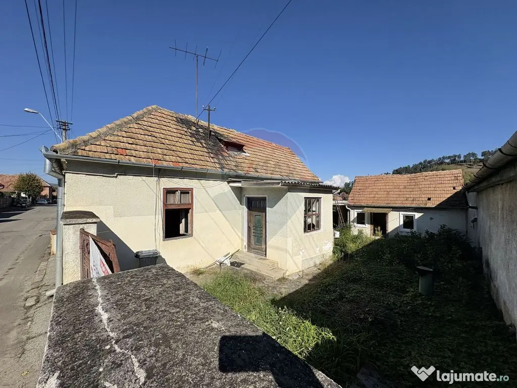 Vânzare sau schimb cu apartament - Casă cu teren 350mp,...