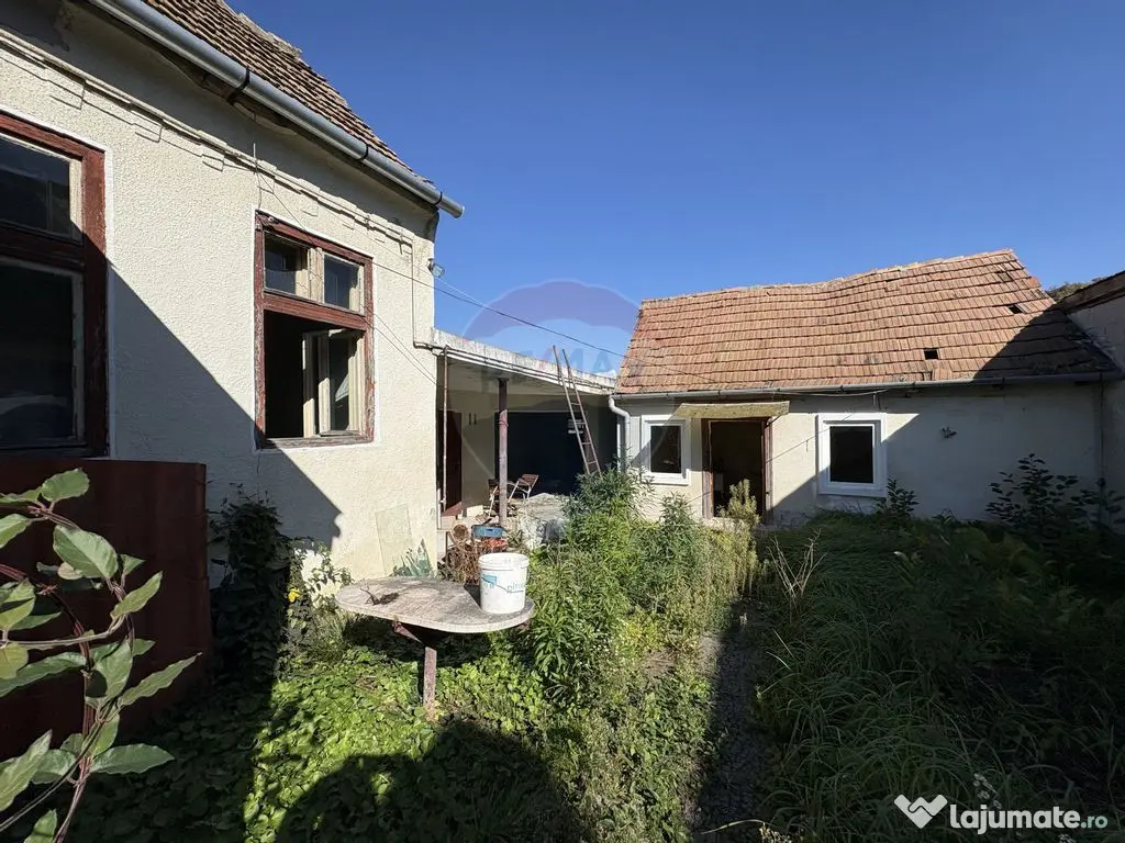 Vânzare sau schimb cu apartament - Casă cu teren 350mp,...