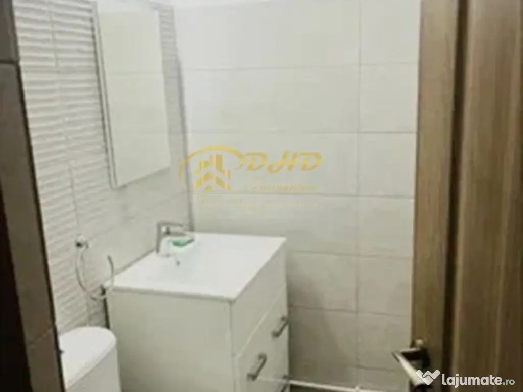 Apartament 3 camere decomandat in Tg Cucu - Podul de Fier