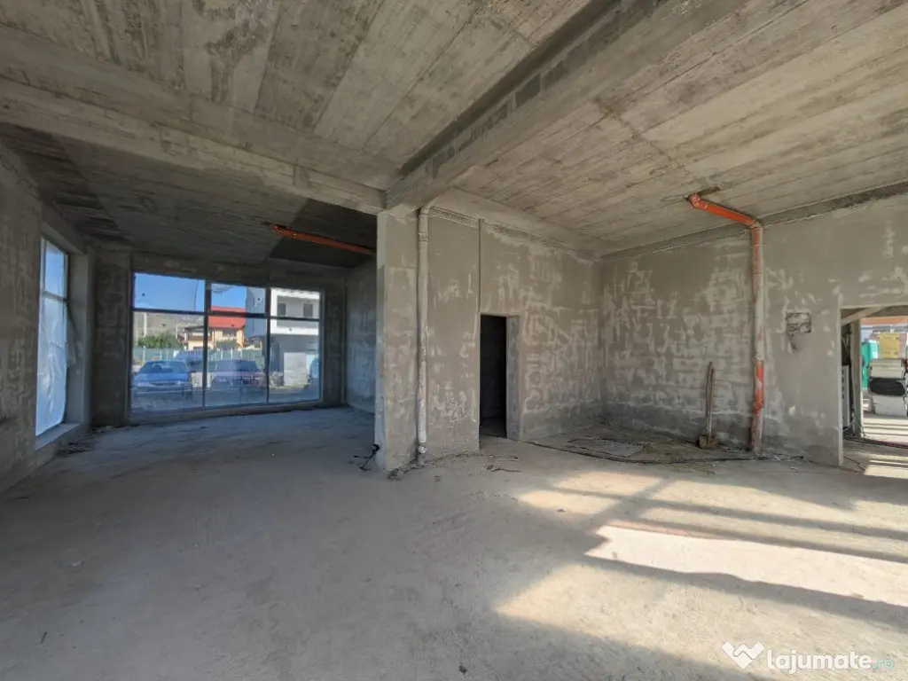 Ideal pentru afacere! Spatiu comercial 100mp, h 3m, Floresti