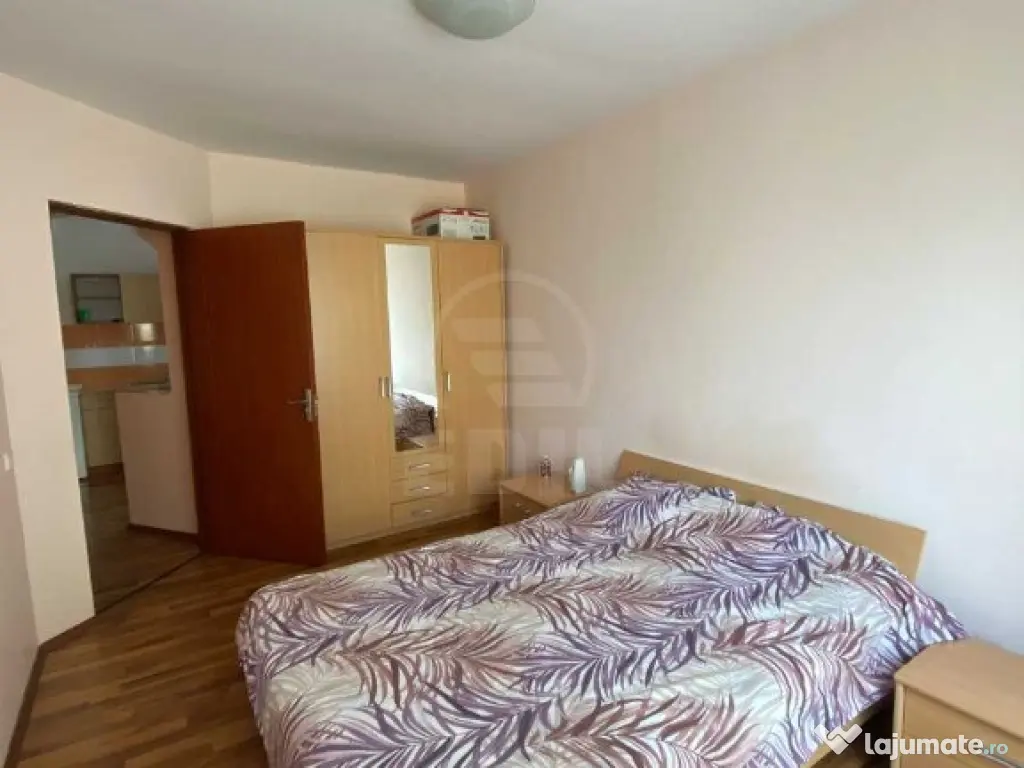 Apartament 2 camere decomandat Florilor 