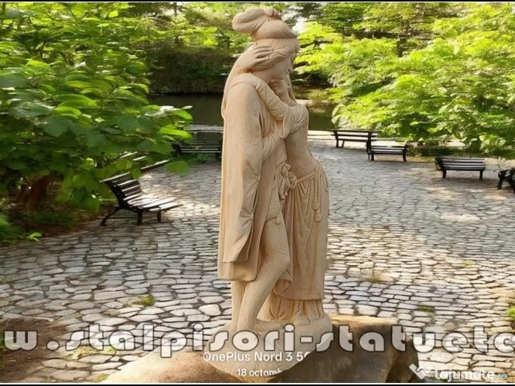 Statuetă Romeo și Julieta, galben patinat, model S55. 
