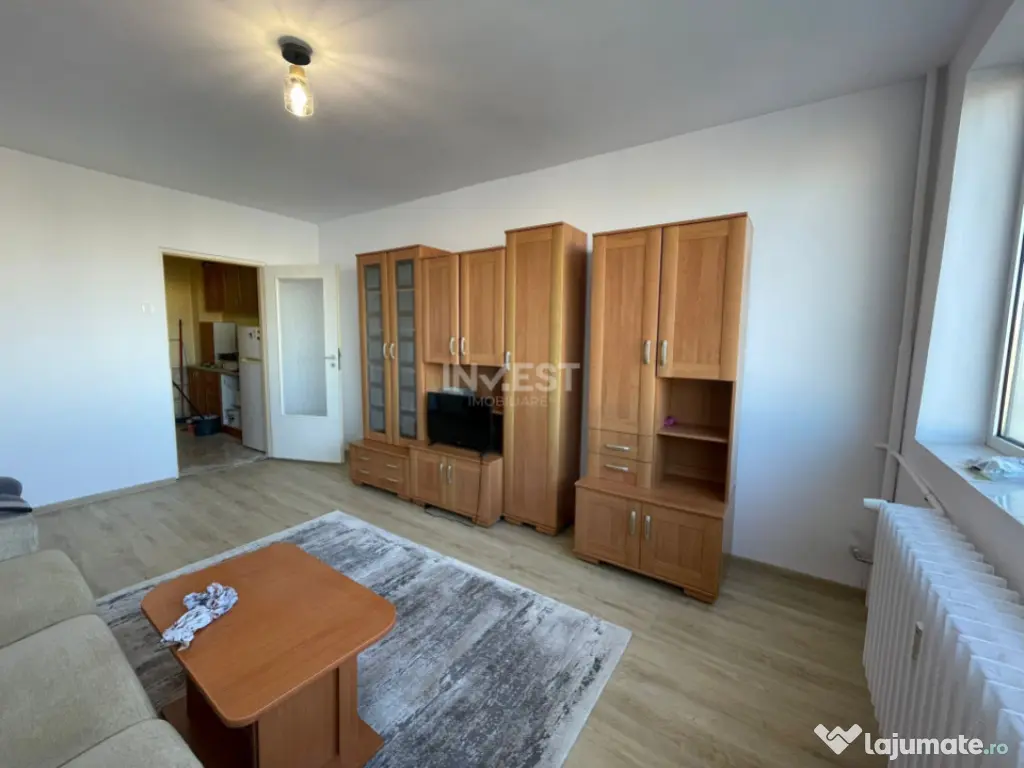 Garsoniera-Podu Ros-Socola-etaj intermediar