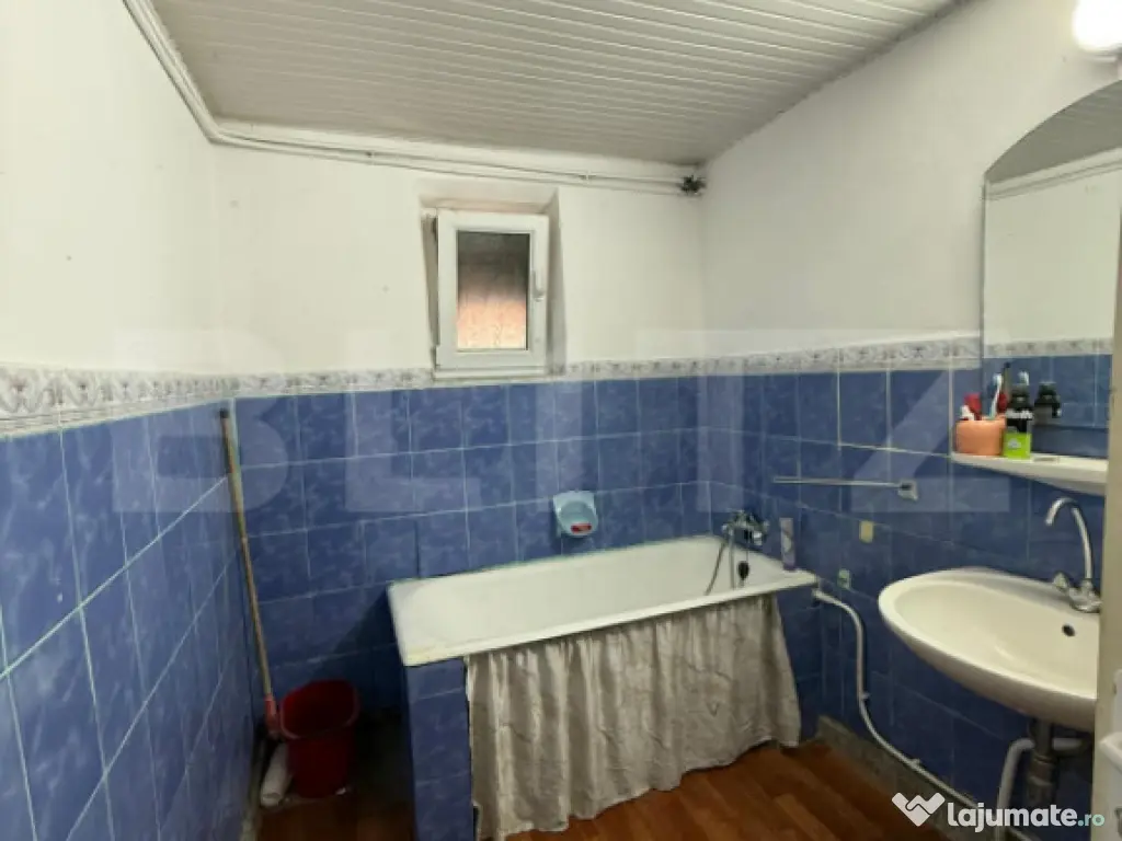 Casă cu teren generos într-o zonă premium – Ideală pen