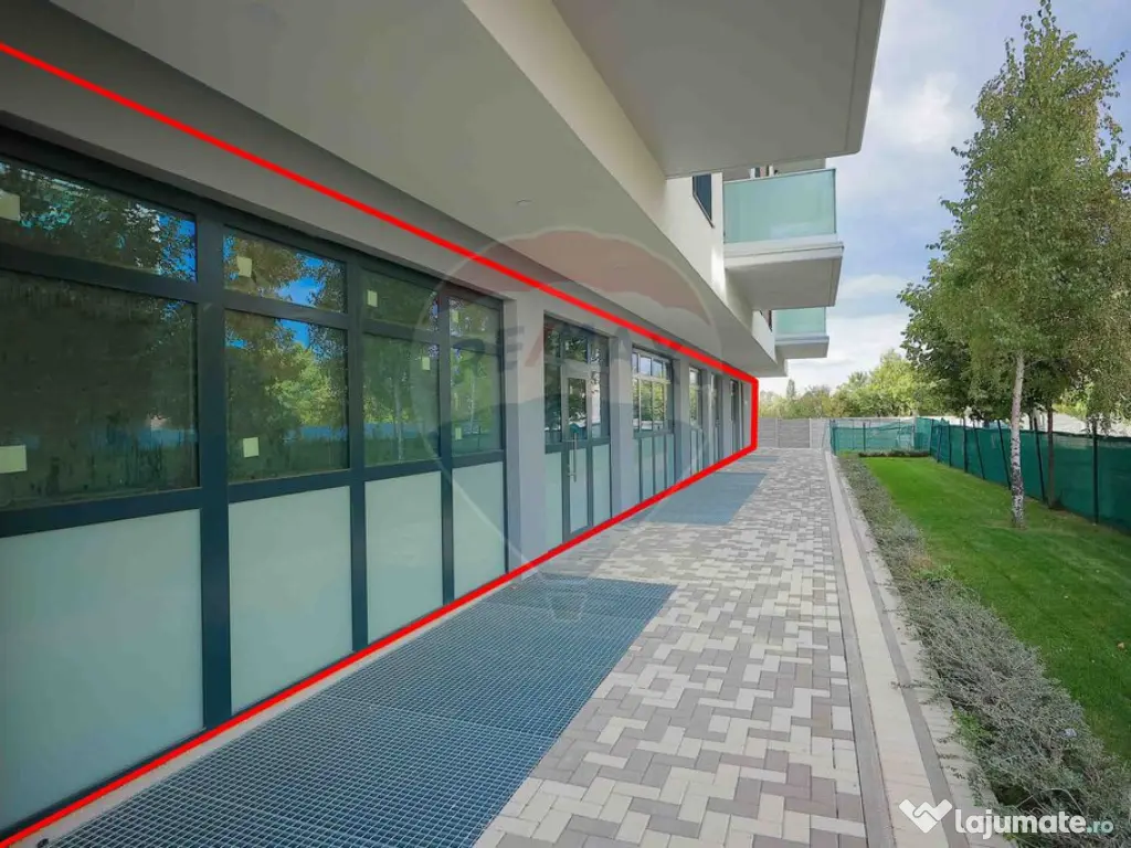 De închiriat Spațiu comercial, 209 mp, Nufarul, GrandHi... 