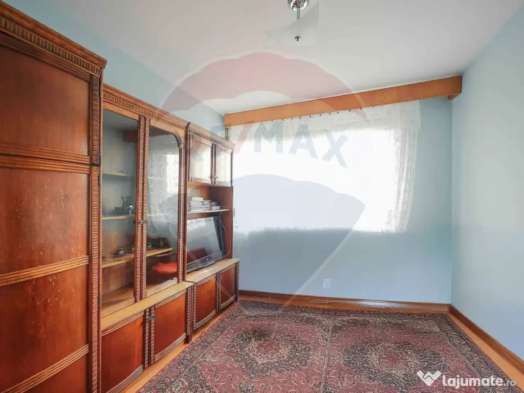 Apartament decomandat cu 3 camere, 75 mp, de vânzare –...