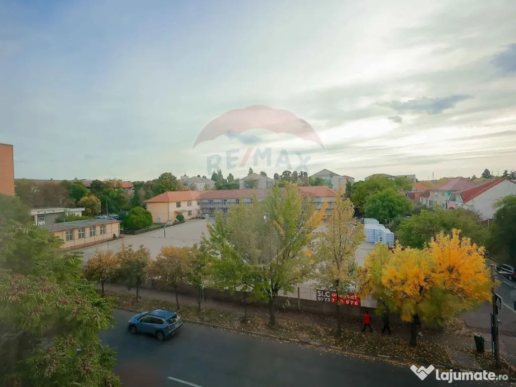 Apartament decomandat cu 3 camere, 75 mp, de vânzare –...