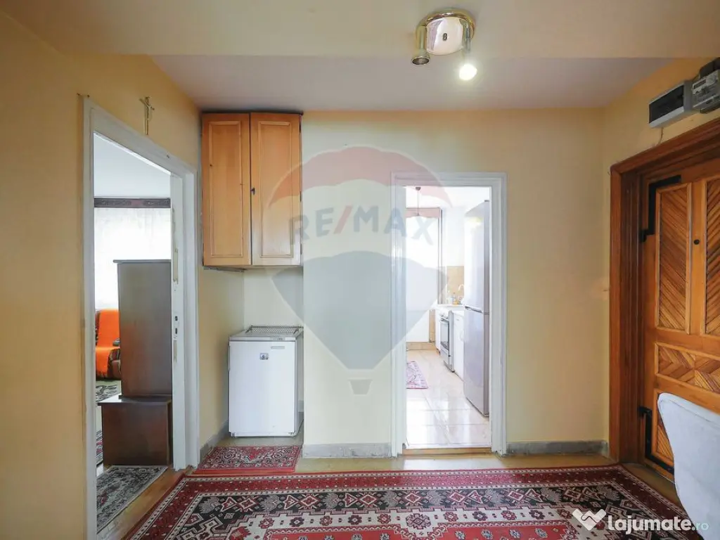 Apartament decomandat cu 3 camere, 75 mp, de vânzare –...
