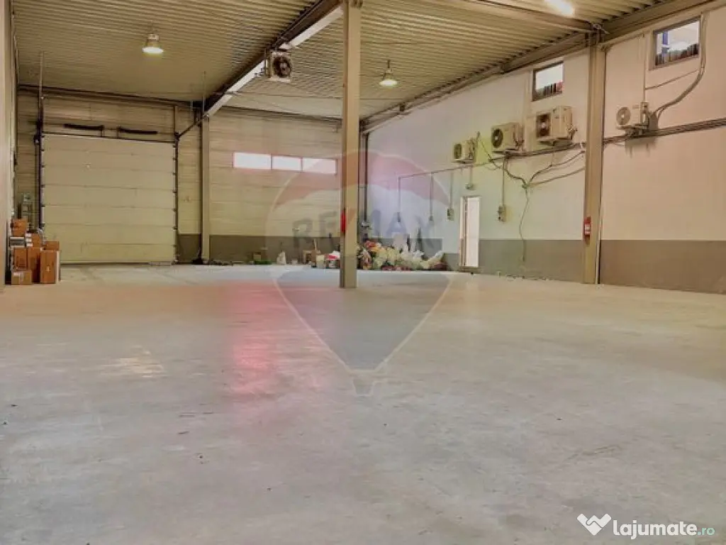 Hala de închiriat cu birouri în zona Micalaca