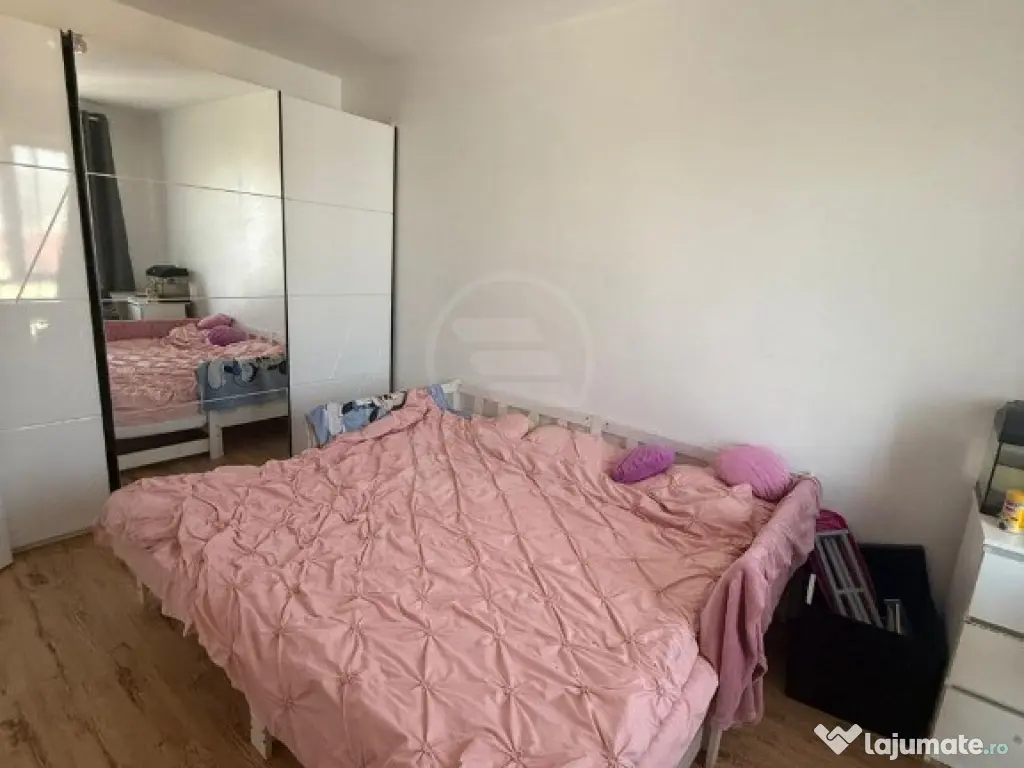Apartament 3 camere semidecomandat Fagului cu parcare subterana 