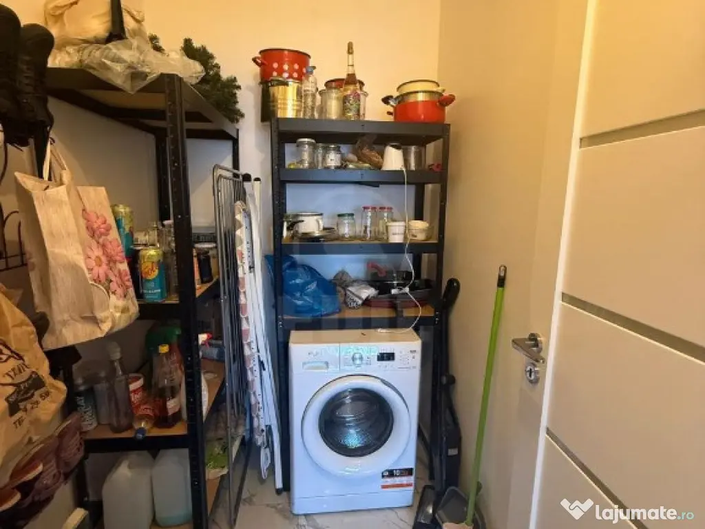 Apartament 3 camere semidecomandat Fagului cu parcare subterana 