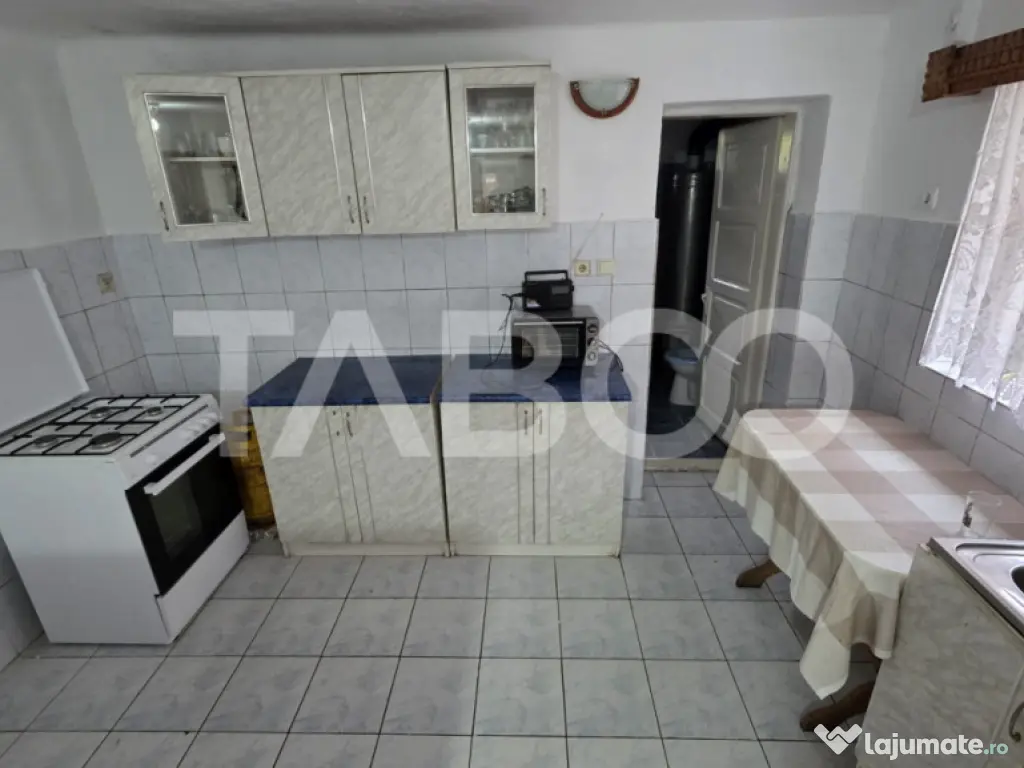 Casa de vanzare in sat Deal comuna Calnic judetul Alba 