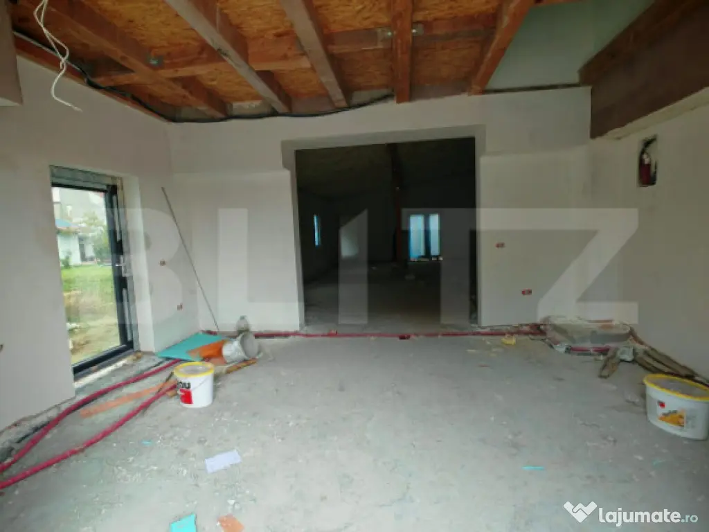 Spatiu comercial de 620 mp, spatiu pentru descarcare tir, zo