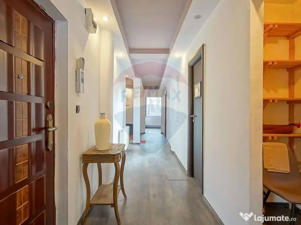 Apartament cu priveliște spre Tâmpa, Piața Unirii 