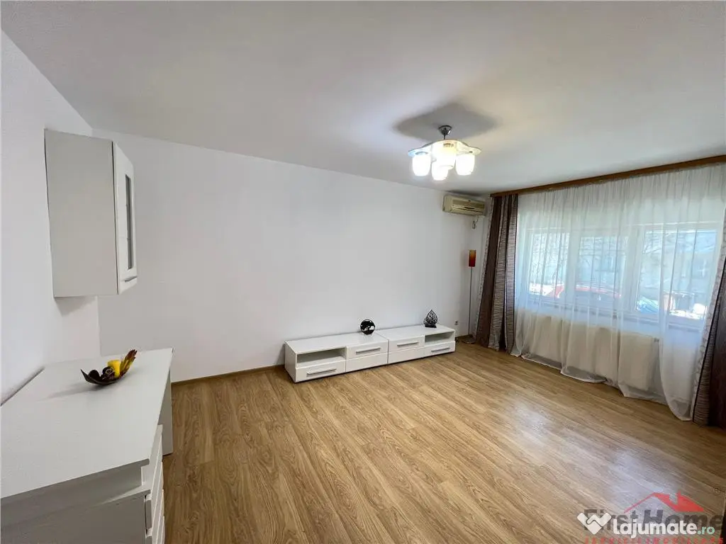 Ap 3 camere, 2 bai, parter inalt, ultracentral, Lic Unirea, 