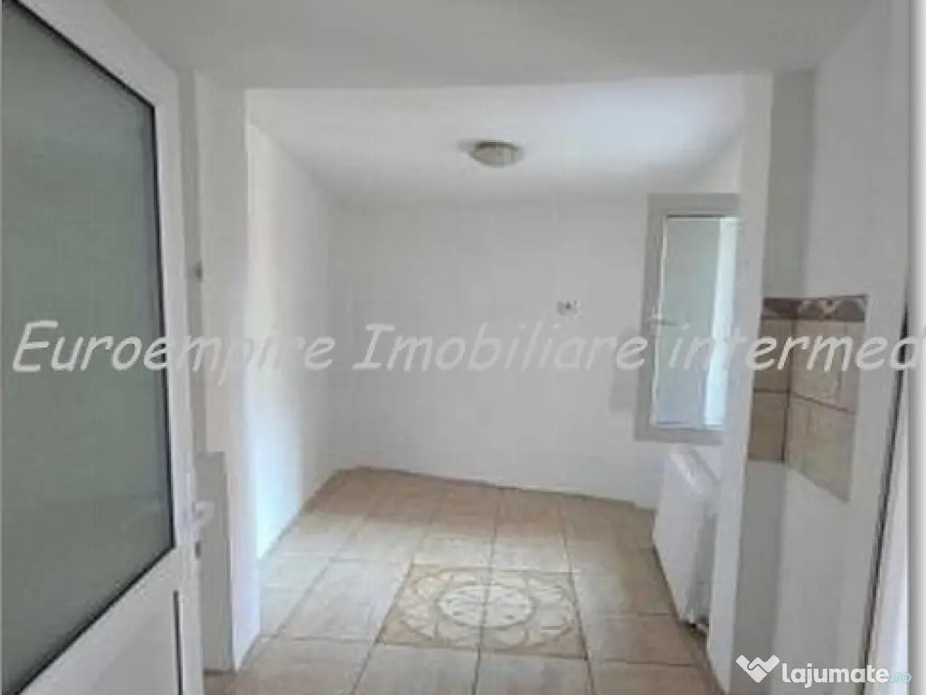 Apartament 4 camere Piata Ovidiu 