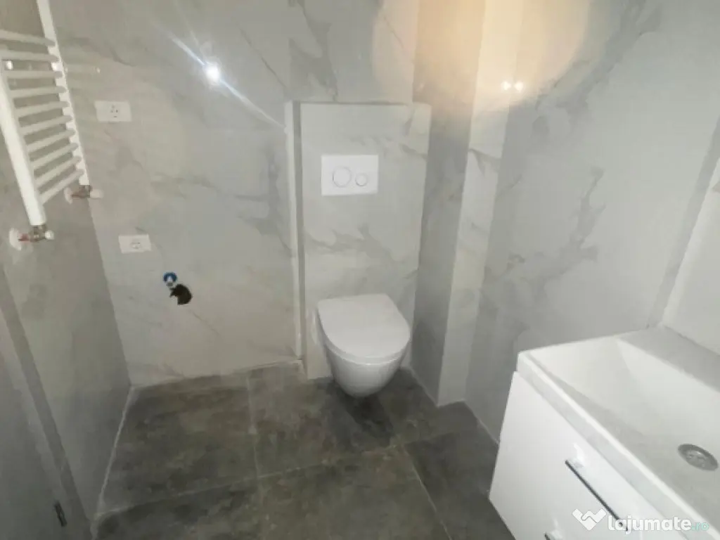 2 camere, etaj 1, 2 sau 3, bloc cu lift, Zona Diamantului–Safirului