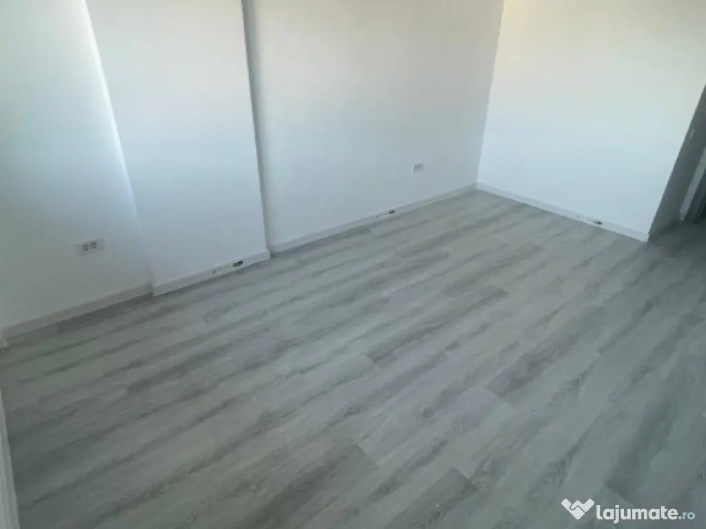 2 camere, etaj 1, 2 sau 3, bloc cu lift, Zona Diamantului–Safirului