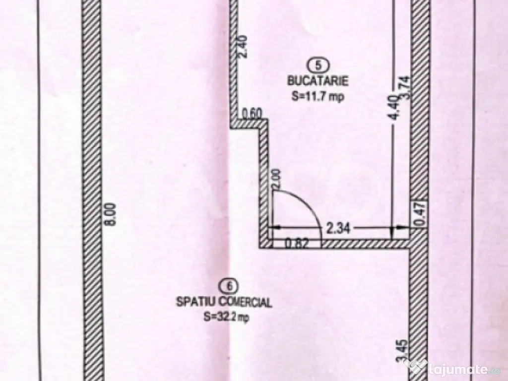 Spatiu comercial de vanzare 55 mp curte parcare zona Central 