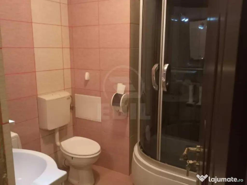 Apartament 2 camere,zona Eroilor
