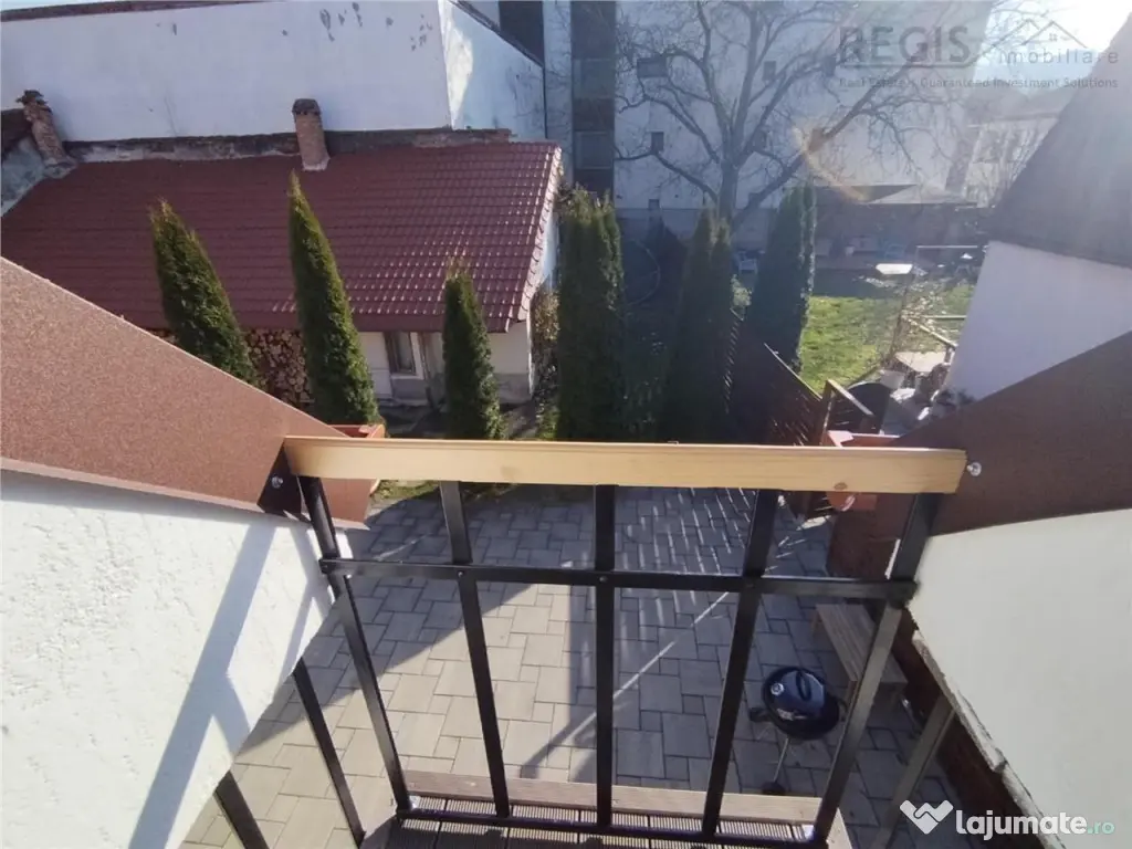 Apartament modern la curte 