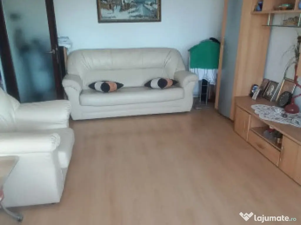 Apartament 4 camere renovat Darste,155000 Euro