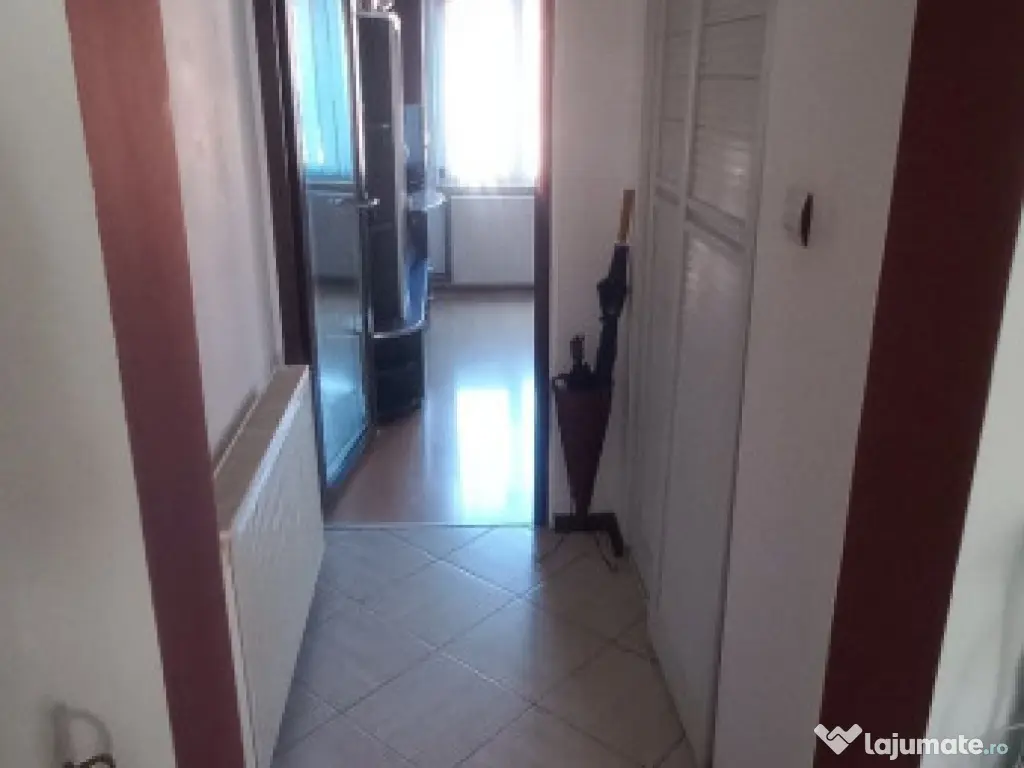 Apartament 4 camere renovat Darste,155000 Euro 