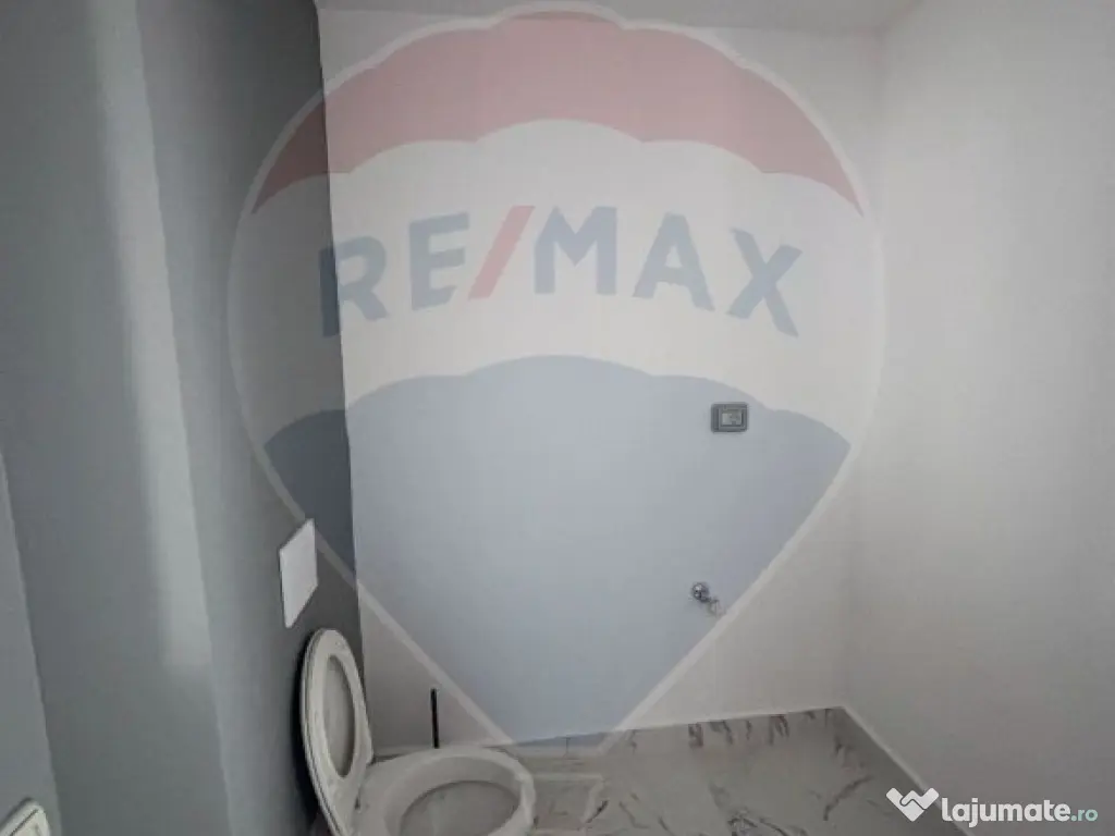 De Vanzare Apartament 3 camere Buftea