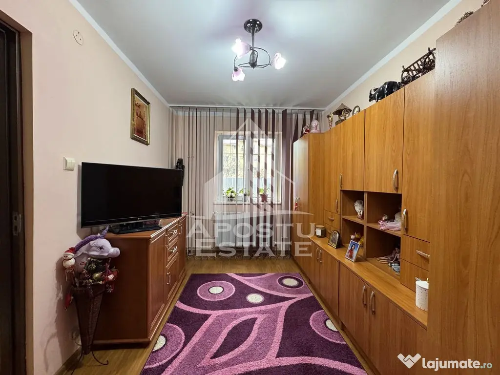 Apartament 2 camere | Etaj 2/4 | Centrala proprie | Zona ...