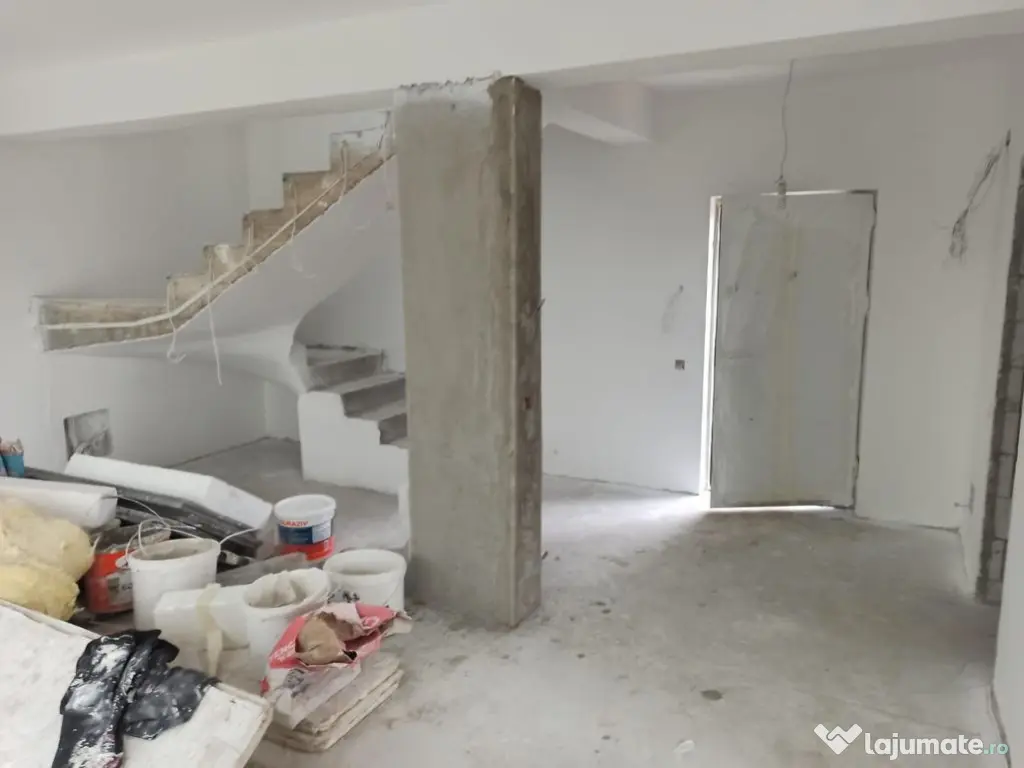 Vila ind.3cam+2bai+2parcari+192mp curte/centru Popesti-Le... 