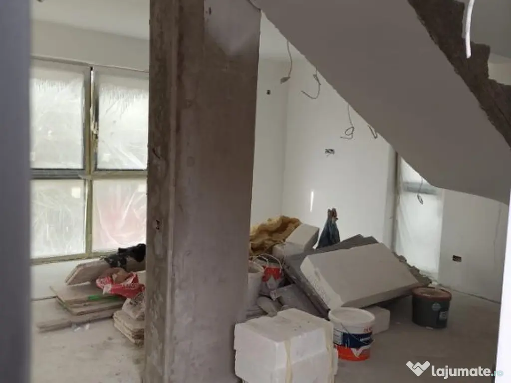 Vila ind.3cam+2bai+2parcari+192mp curte/centru Popesti-Le... 