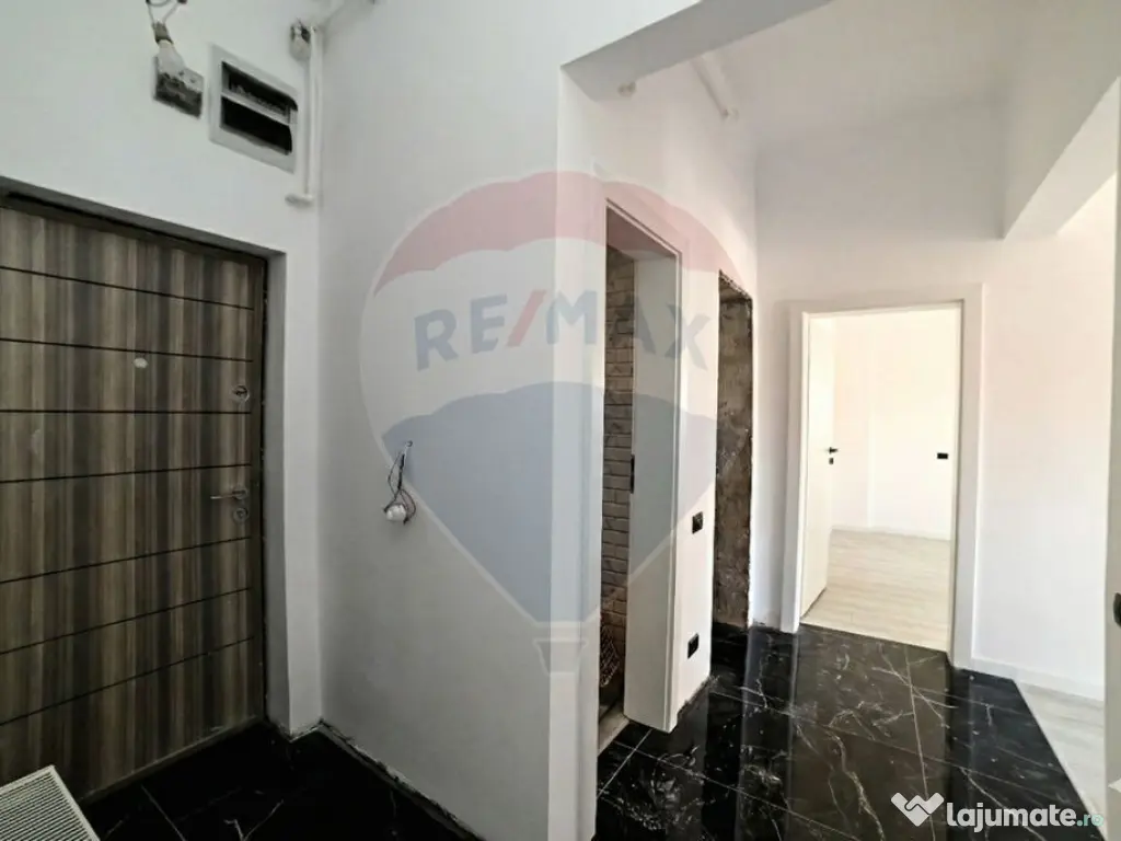 VANZARE Apartament cu 3 camere in zona Dacia