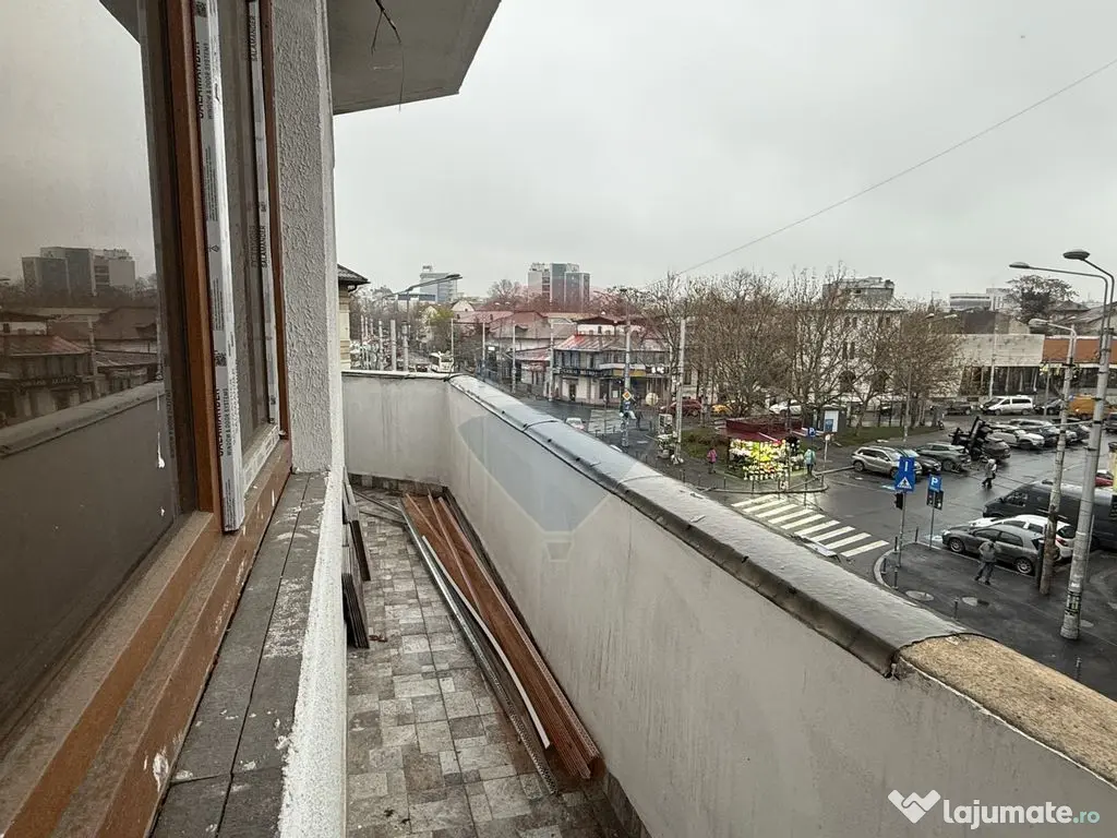 VANZARE Apartament cu 3 camere in zona Dacia