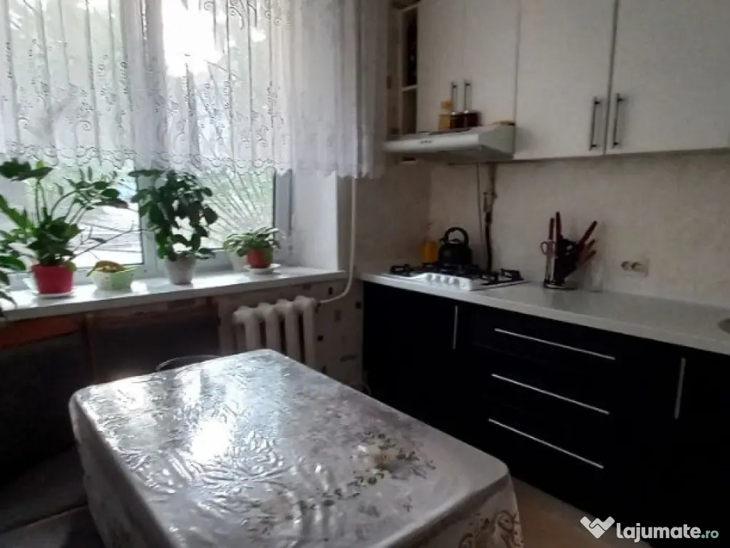 Garsoniera de inchiriat in zona Chibrit