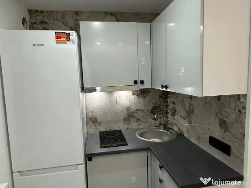 Garsoniera de inchiriat in zona Universitatii