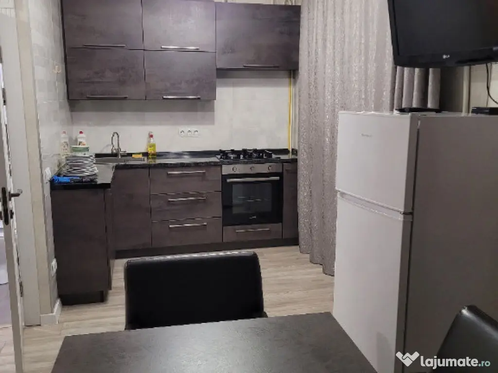 Garsoniera de inchiriat in zona Dristor