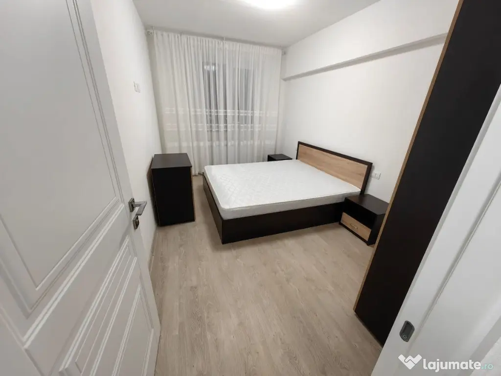 Garsoniera de inchiriat in zona 1 Mai