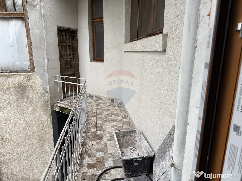 INCHIRIERE Apartament cu 3 camere in zona Dacia 