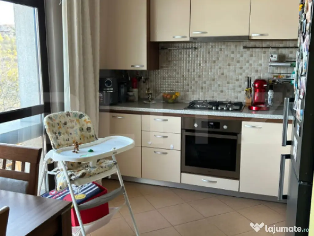 Apartment 2 camere, 75.68 mp, zona Bucium