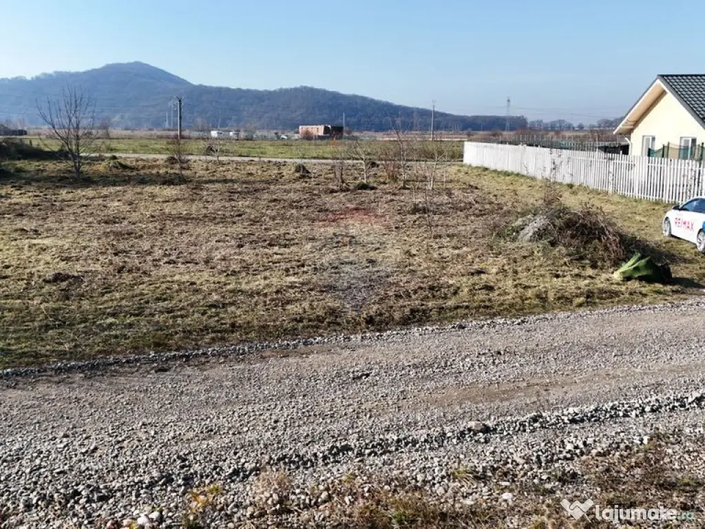 Teren intravilan 500 mp | Utilități | Certificat urbani...