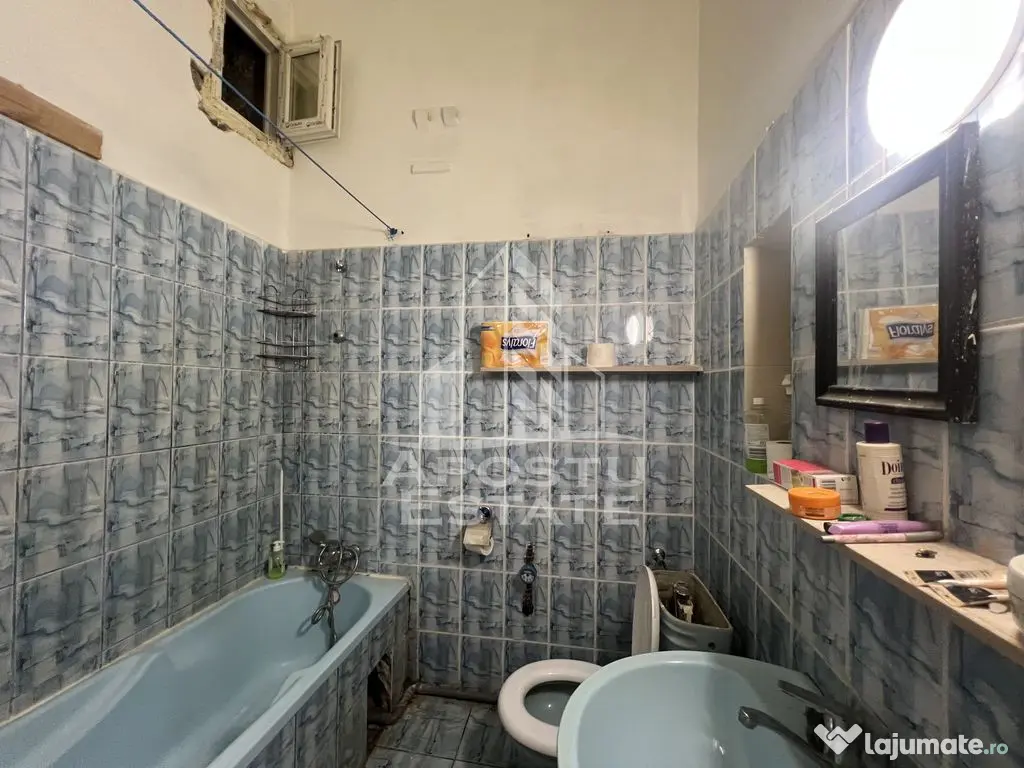 De VÂNZARE - apartament 3 camere zona Maria 