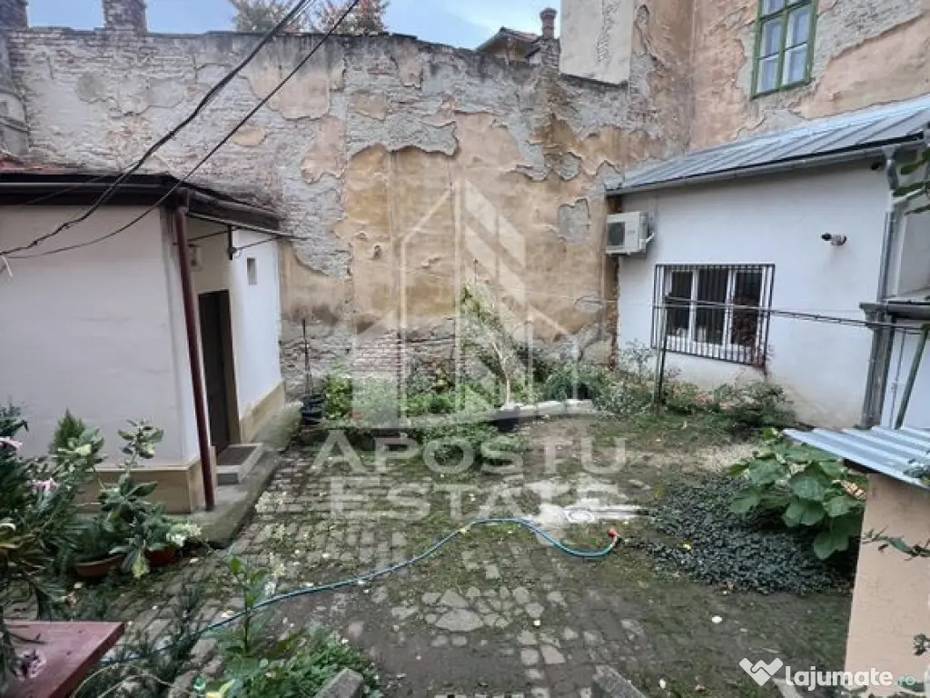 De VÂNZARE - apartament 3 camere zona Maria 