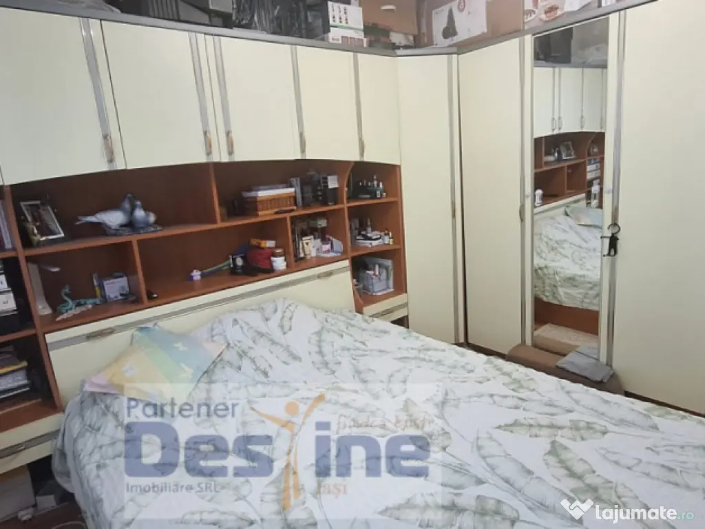 Apartament 3 camere Semidecomandat - 60 mp, Etaj 4 