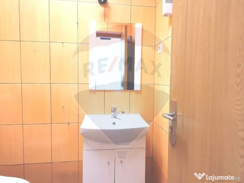 Birou de închiriat în Brașov zona centrală în clădi...