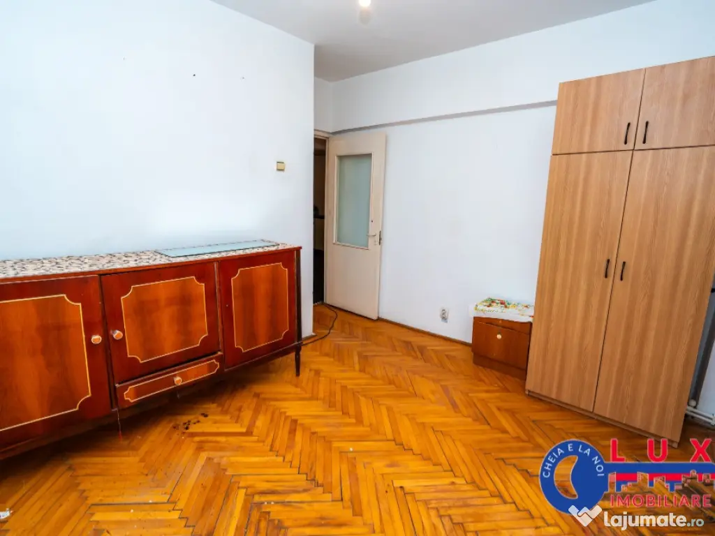 ID 3632 - Apartament 3 camere de vanzare -Str. Mircea Voda