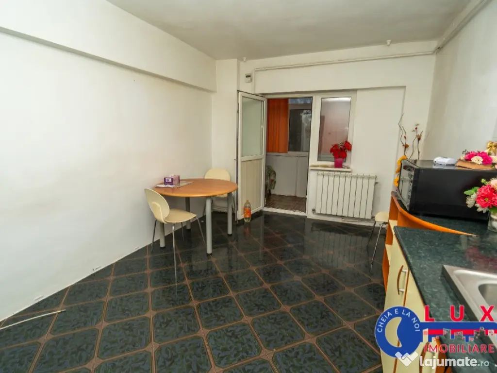 ID 3632 - Apartament 3 camere de vanzare -Str. Mircea Voda