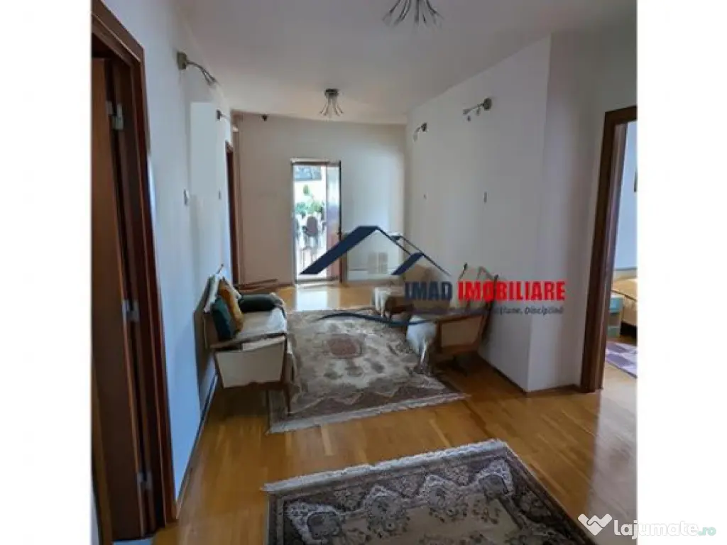 Vila Impresionanta cu peisaj de poveste Teren 12.000 mp - C 