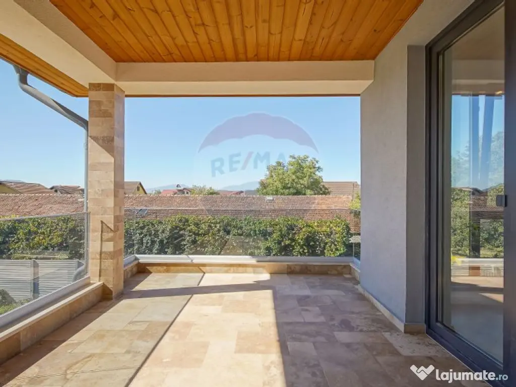 Casă / Vilă cu 5 camere de vânzare