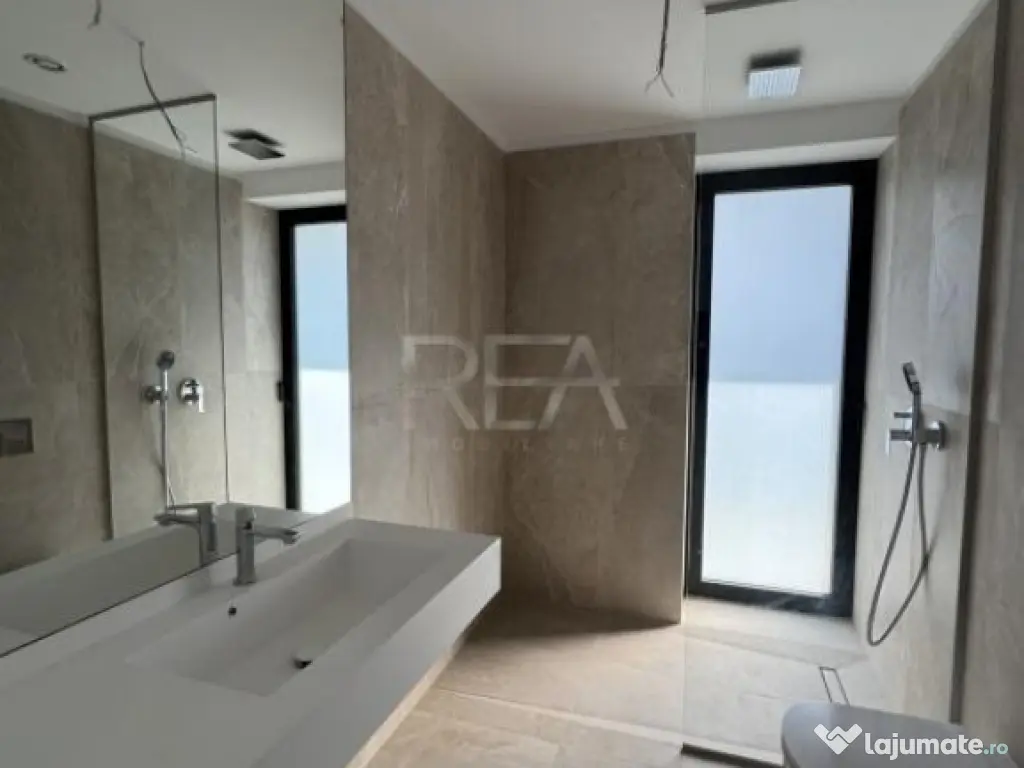 4 camere langa Promenada Mall in One Lake Club 