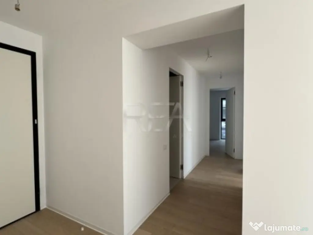 4 camere langa Promenada Mall in One Lake Club 